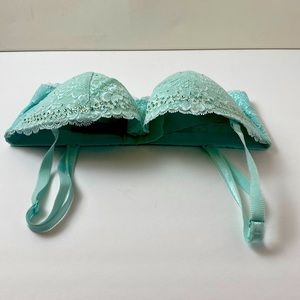 Victoria Secret push up bra 34DD